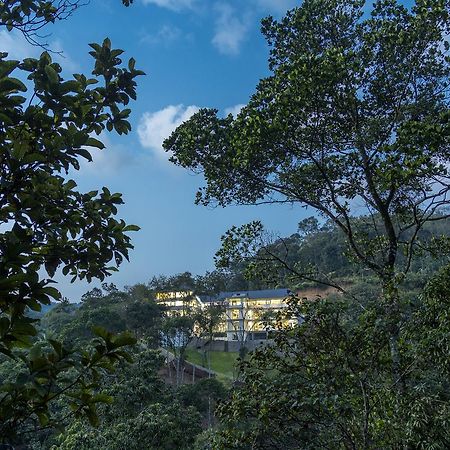 Hostess Thekkady Exterior photo