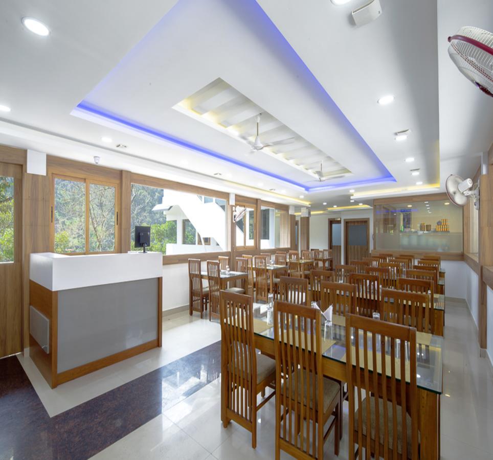 Hostess Thekkady Exterior photo