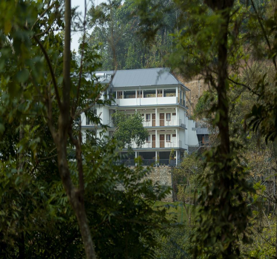 Hostess Thekkady Exterior photo