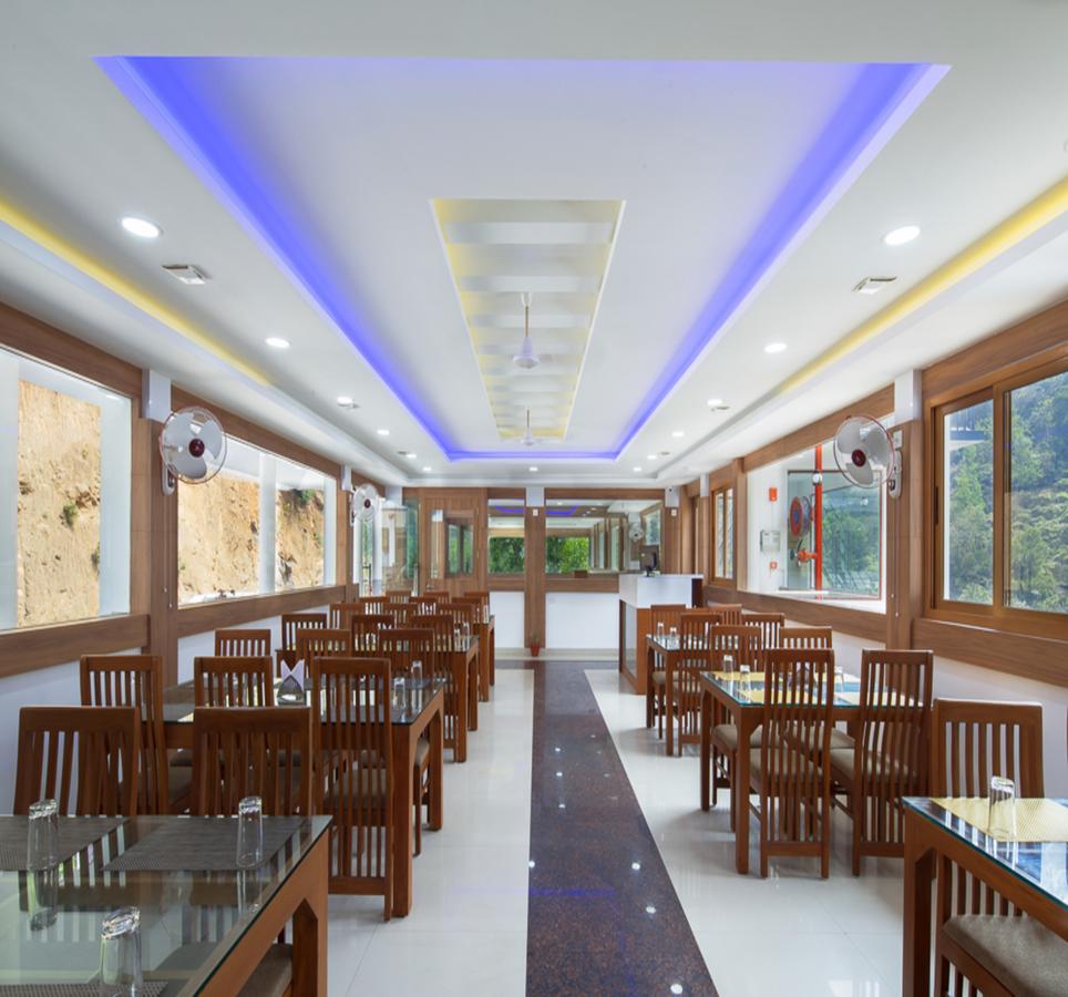 Hostess Thekkady Exterior photo