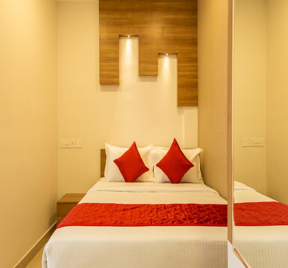 Hostess Thekkady Exterior photo